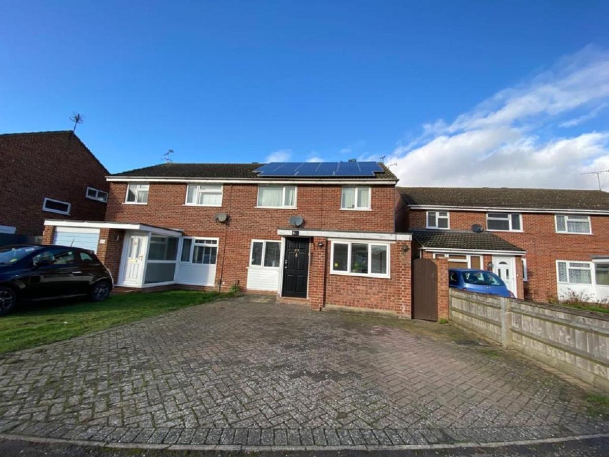 Lovely Homes Aylesbury  Ngoại thất bức ảnh