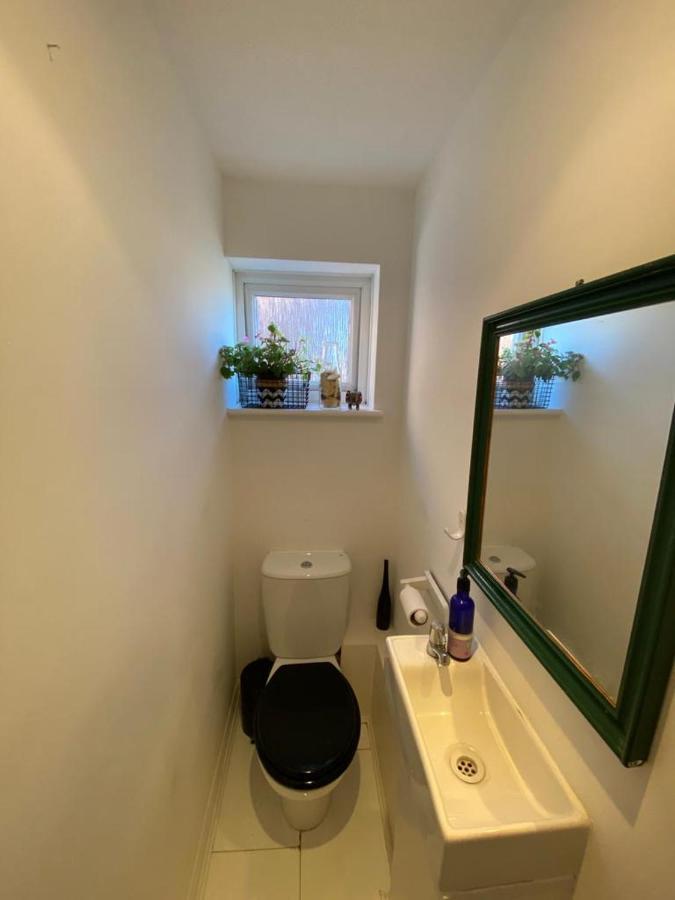 Lovely Homes Aylesbury  Ngoại thất bức ảnh